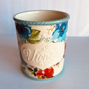 The Pioneer Woman Floral Utensil Holder Blue/ Red Flowers 5” tall Floral Crock